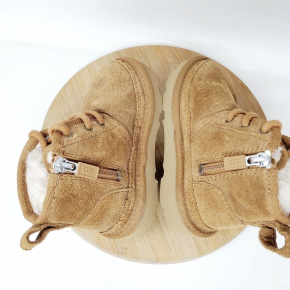 UGG Boots Kids 7 Neumel Brown Suede Shearling Chukka Shoes Little Boy Toddler - Picture 9 of 12